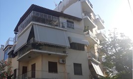 بيت صغير 137 m² في أثينا