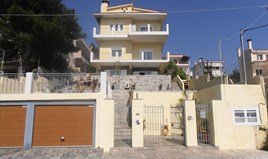 კუნძული 360 m² ატიკაში