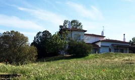 առանձնատուն 180 m²  քաղաքամերձ Սալոնիկում