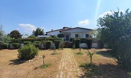 Detached house 225 m² in the suburbs of Thessaloniki