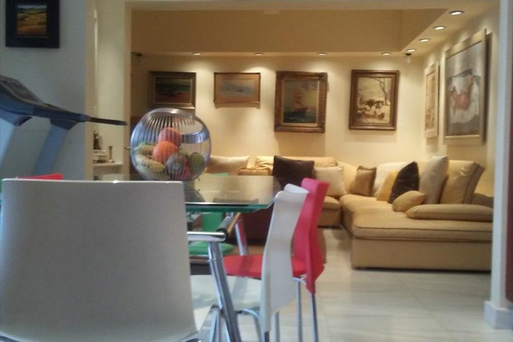 Realty photo 3