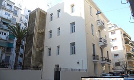 Business 980 m² in Athens