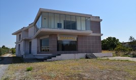 Zgrada 1500 m² u predgrađu Soluna
