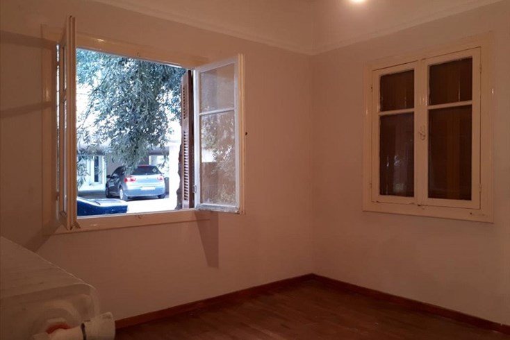 Realty photo 2