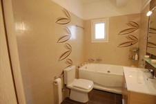 Property 4091 photo 12