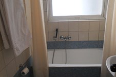 Property 410 photo 7