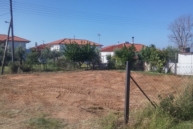 Realty photo 1