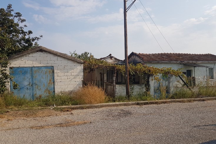 Realty photo 2