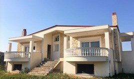 Detached house 260 m² in the suburbs of Thessaloniki