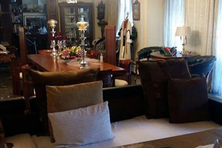 Realty photo 3
