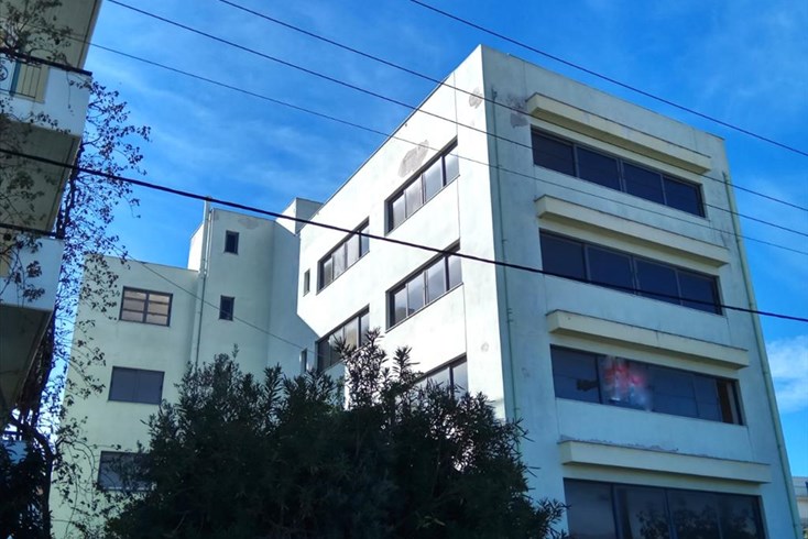 Realty photo 1