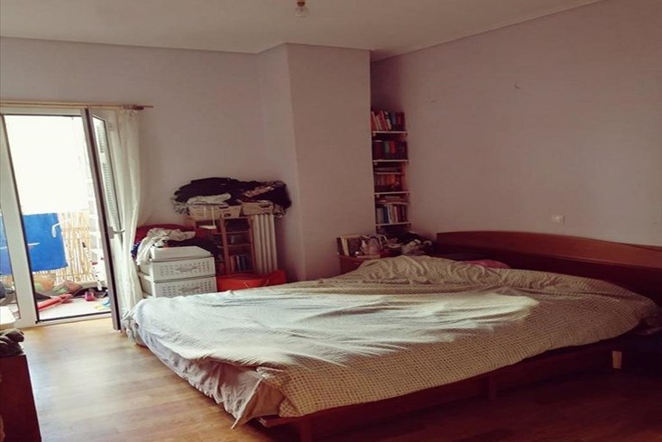 Realty photo 1