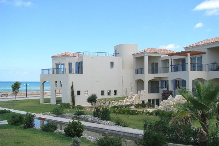 Realty photo 2