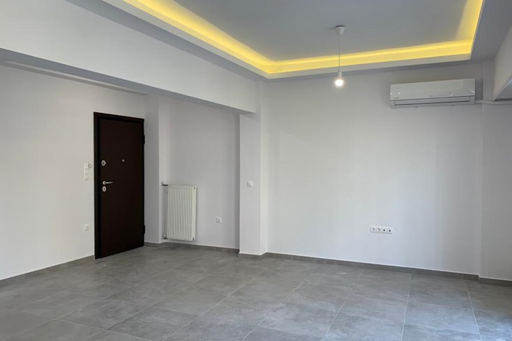 Realty photo 2