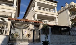 Detached house 380 m² in the suburbs of Thessaloniki