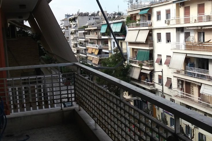 Realty photo 1