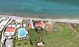 Земельна ділянка 4000 m² на о. Корфу