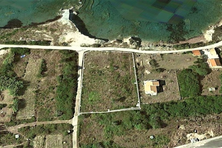 Realty photo 1