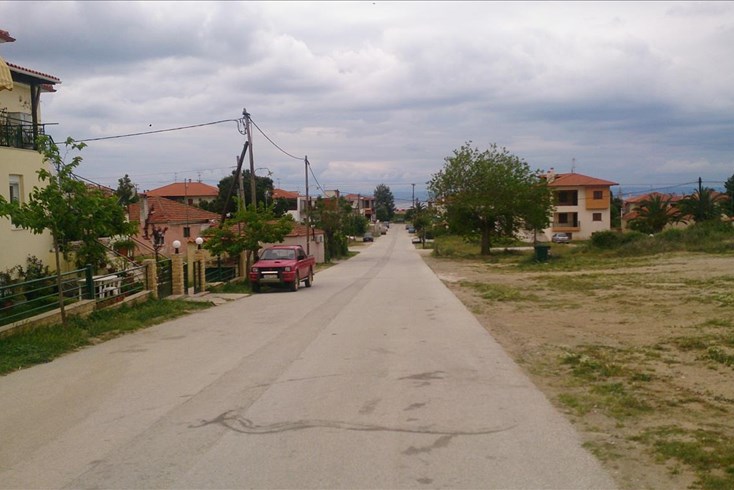 Realty photo 1