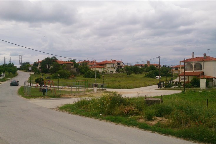 Realty photo 2