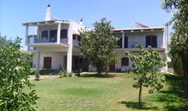 առանձնատուն 500 m² Էվիա կղզում