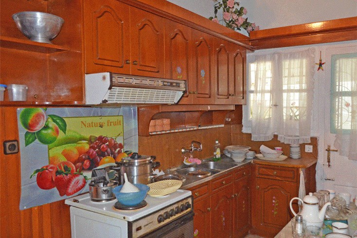 Realty photo 1