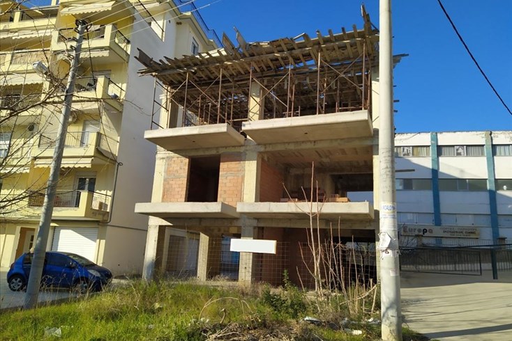 Realty photo 1