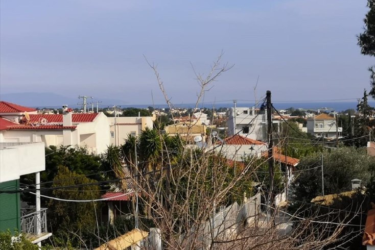 Realty photo 3