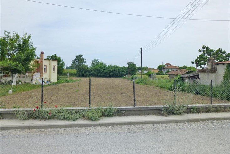 Realty photo 1