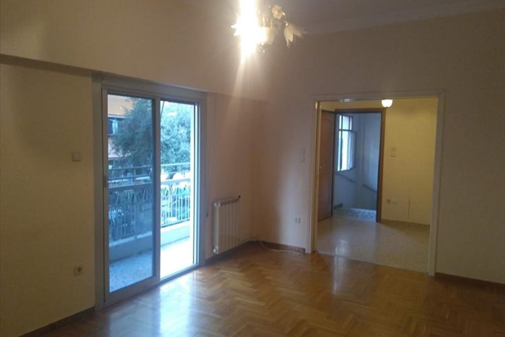 Realty photo 1