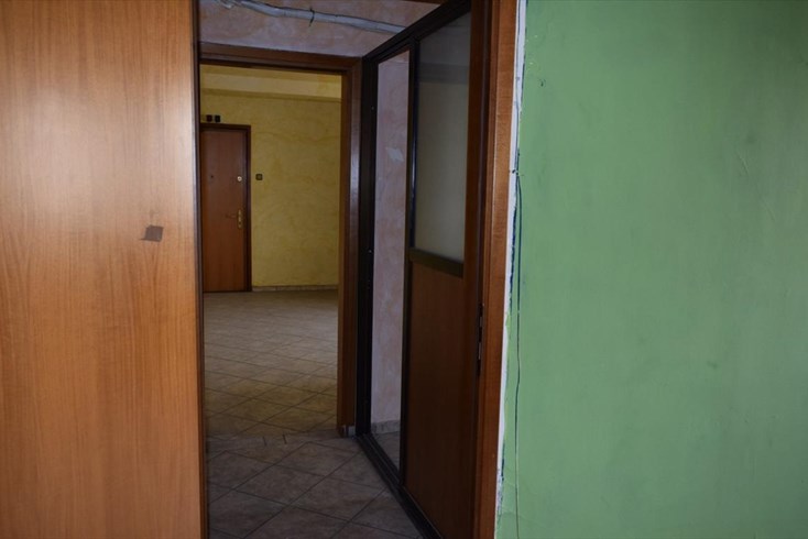 Realty photo 3