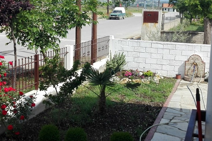 Realty photo 3