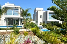 Property 44590 photo 2