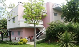 Vila 610 m² u predgrađu Soluna