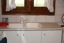Property 466 photo 9