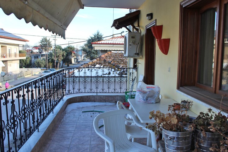 Realty photo 1