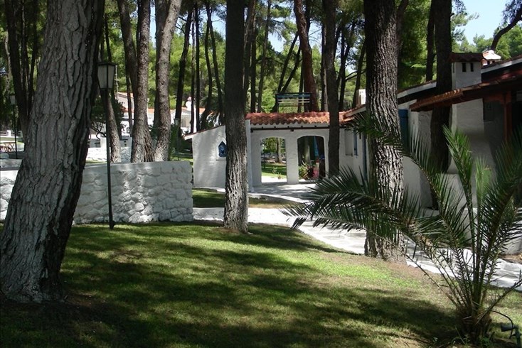 Realty photo 2