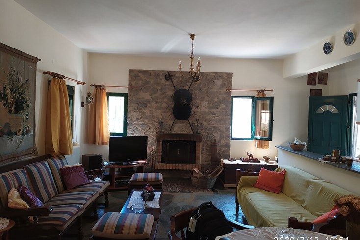 Realty photo 2