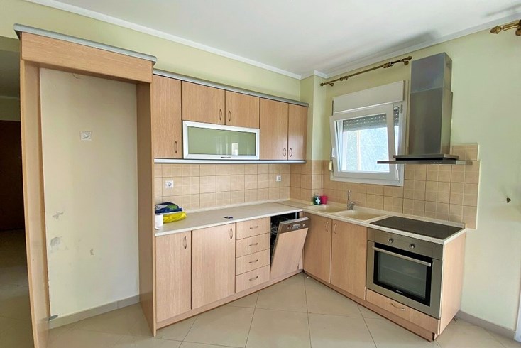 Realty photo 3