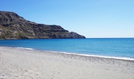 Land 1901 m² in Crete
