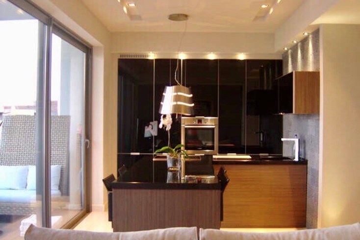 Realty photo 3