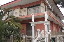 Property 489 photo 1