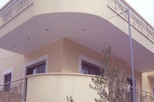 Property 490 photo 1