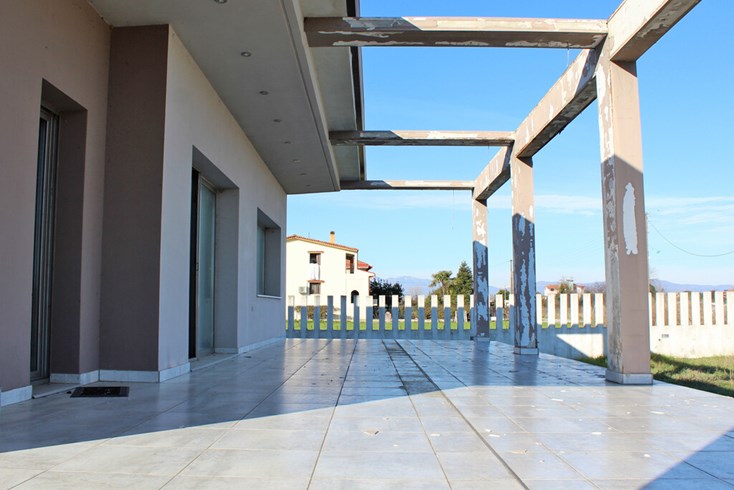 Realty photo 3