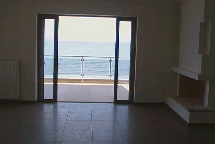 Realty photo 2