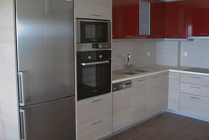 Realty photo 3