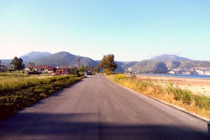 Realty photo 2