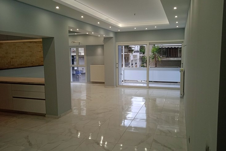 Realty photo 1