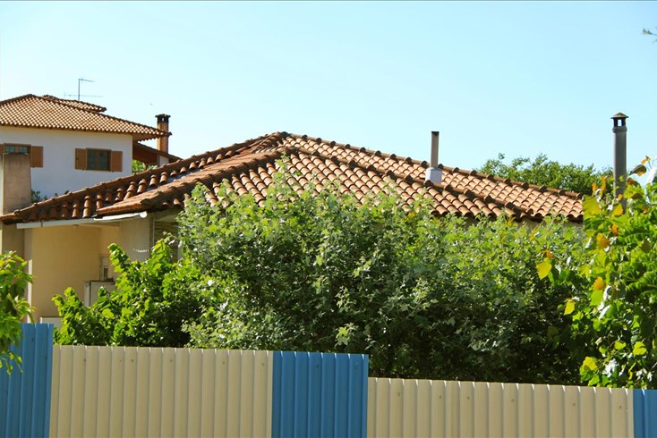 Realty photo 3