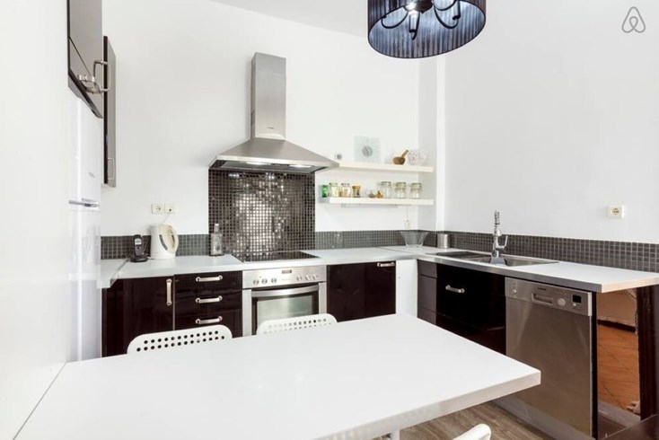 Realty photo 1